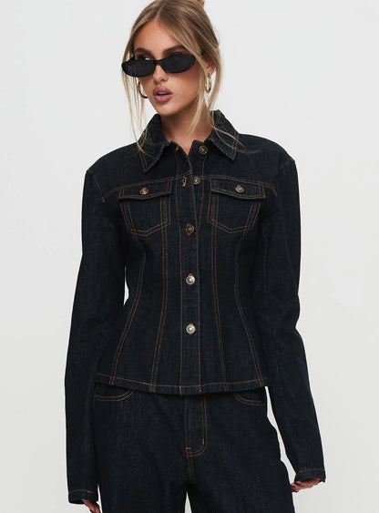 Veloria - Veste Astrale